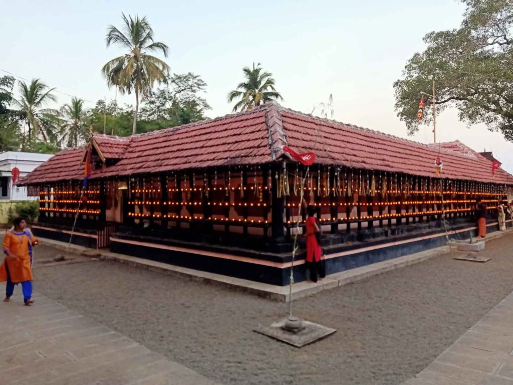 ആറാട്ട്